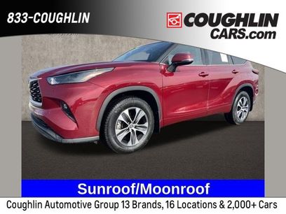 Used 2022 Toyota Highlander XLE