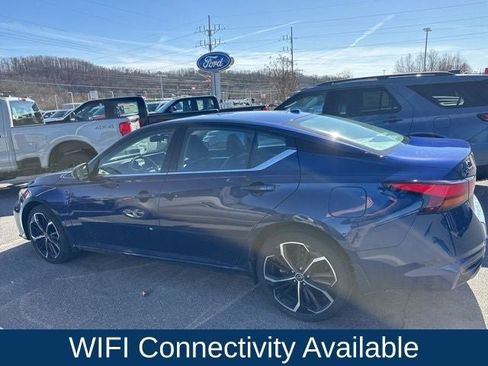 Used 2023 Nissan Altima 2.5 SR w/ SR Premium Package image 10