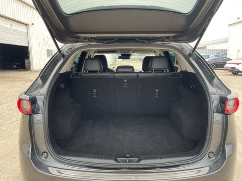 Used 2021 MAZDA CX-5 Touring image 26