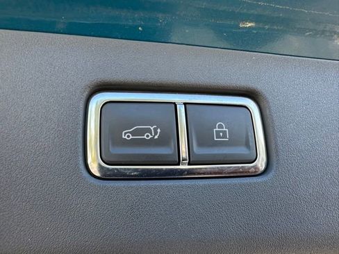 Used 2024 Kia EV9 GT-Line AWD/4WD image 15