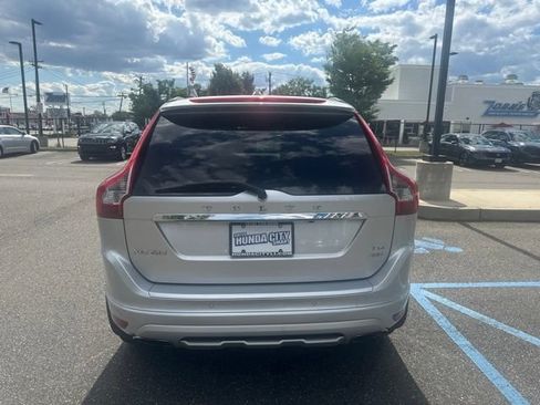 Used 2017 Volvo XC60 T6 Dynamic w/ Preferred Option Package AWD/4WD image 7