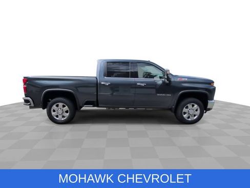 Used 2020 Chevrolet Silverado 3500 LTZ w/ LTZ Premium Package AWD/4WD image 9