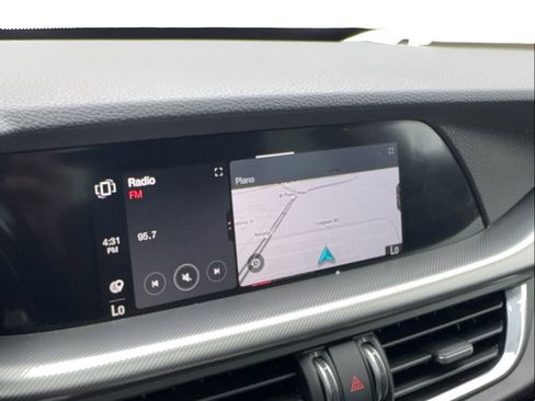 New 2025 Alfa Romeo Stelvio Sprint w/ Convenience Package image 26