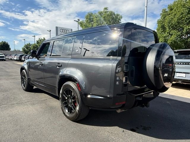 Used 2023 Land Rover Defender 130 X AWD/4WD image 4