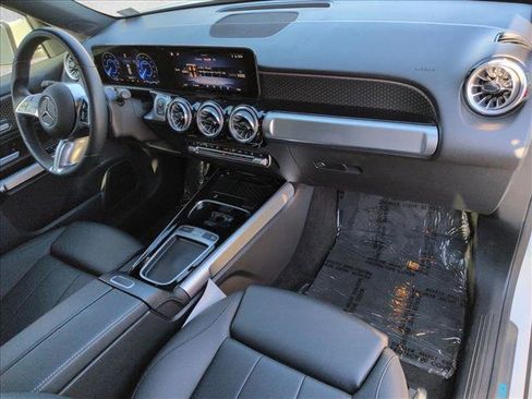Used 2024 Mercedes-Benz EQB 250+ image 23