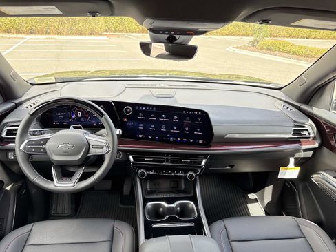 New 2026 Chevrolet Traverse Z71 w/ Enhanced Driving Package image 13