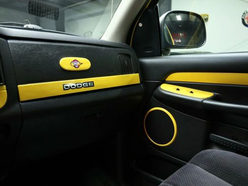 Used 2005 Dodge Ram 1500 Truck SLT w/ Rumblebee Group image 37