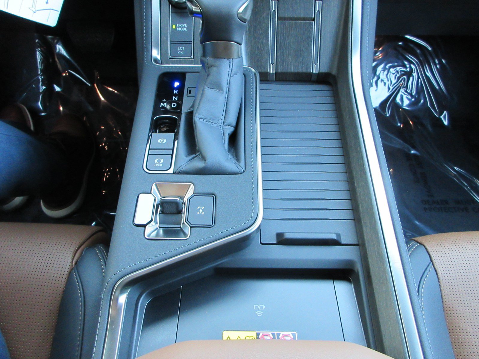 Used 2026 Lexus GX 550 w/ Accessory Package (2T) AWD/4WD image 51