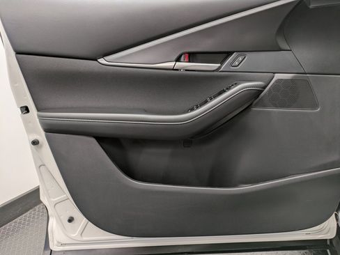 Certified 2025 MAZDA CX-30 AWD 2.5 S image 8