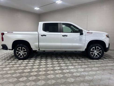 Used 2020 Chevrolet Silverado 1500 LT Trail Boss image 11