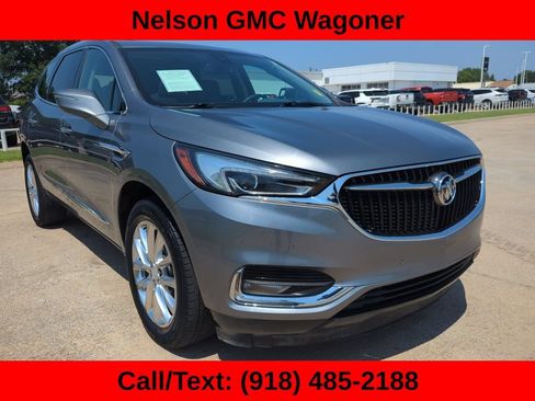 Used 2021 Buick Enclave Premium w/ Sun and Sites Package FWD image 9