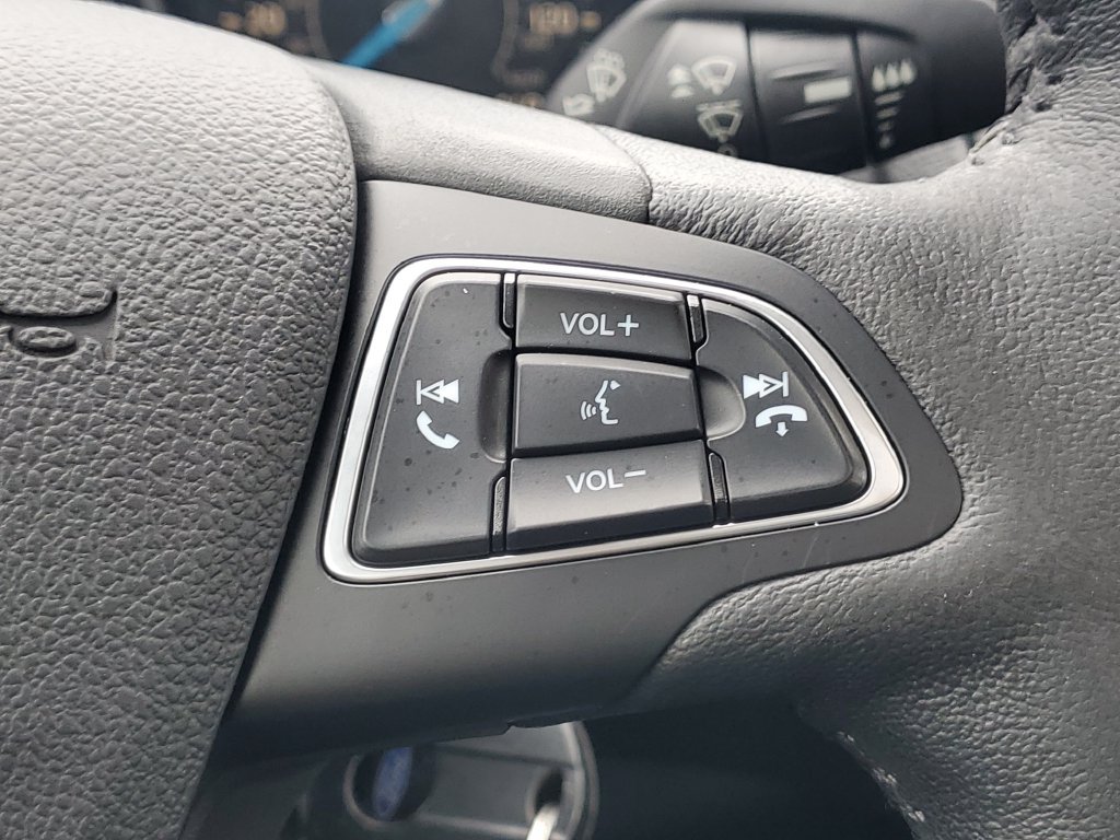Used 2018 Ford Focus SEL w/ Cold Weather Package FWD image 18
