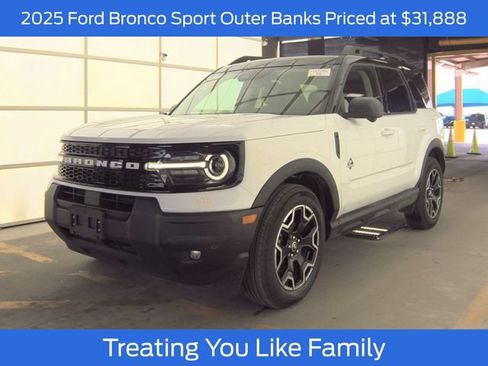 Used 2025 Ford Bronco Sport Outer Banks w/ Outer Banks Tech Package+ AWD/4WD image 1