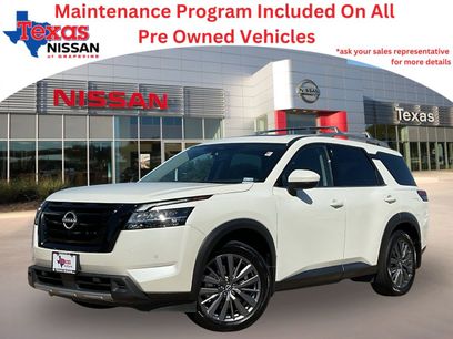 Used 2023 Nissan Pathfinder SL w/ SL Premium Package