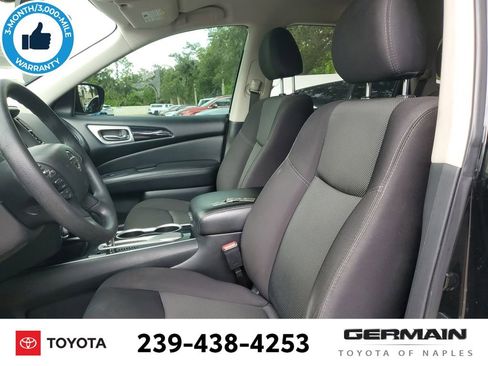 Used 2020 Nissan Pathfinder S FWD image 19