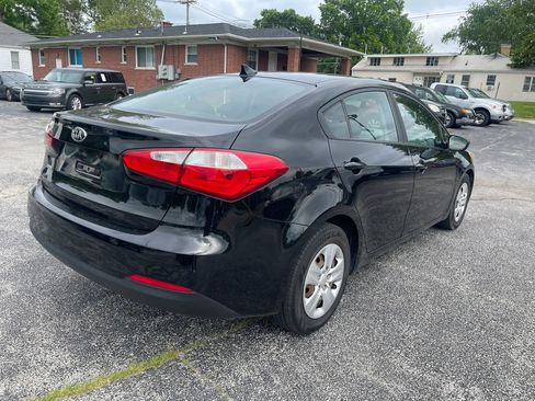 Used 2016 Kia Forte LX FWD image 2