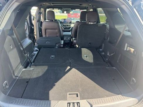 Used 2025 Ford Explorer Platinum w/ LUX Leather Package image 32
