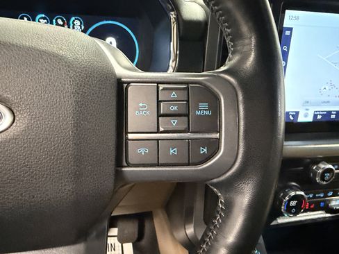 Used 2021 Ford F150 Lariat image 19