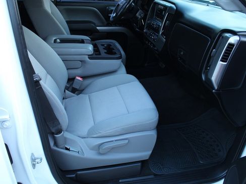 Used 2018 Chevrolet Silverado 1500 LT image 21