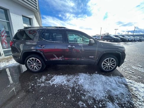 Used 2017 GMC Acadia SLT image 5