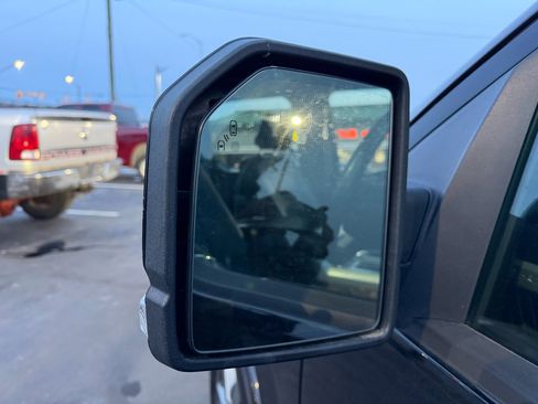 Used 2017 Ford F150 Limited image 57