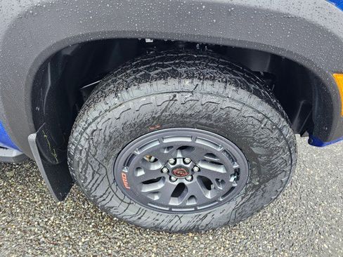 New 2025 Nissan Frontier PRO-4X w/ Pro Premium Package image 11