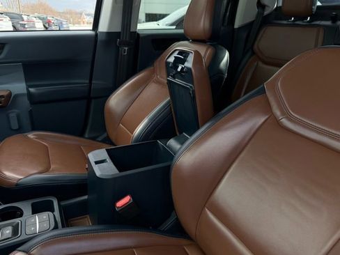 Certified 2022 Ford Maverick Lariat w/ Lariat Luxury Package image 27