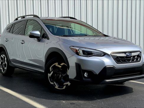 Used 2023 Subaru Crosstrek 2.5i Limited w/ Moonroof Package image 2