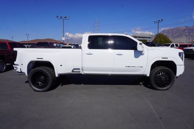 Used 2026 GMC Sierra 3500 Denali Ultimate AWD/4WD image 17