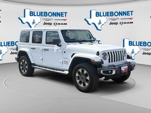 Certified 2020 Jeep Wrangler Unlimited Sahara AWD/4WD image 3