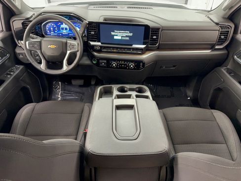 Used 2023 Chevrolet Silverado 1500 LT RWD image 17