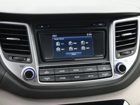 Used 2017 Hyundai Tucson Value AWD/4WD image 13