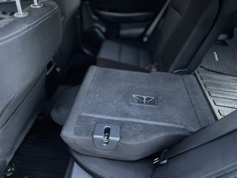 Used 2016 Subaru Outback 2.5i Premium image 18