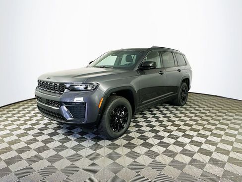 New 2026 Jeep Grand Cherokee L 4WD image 5