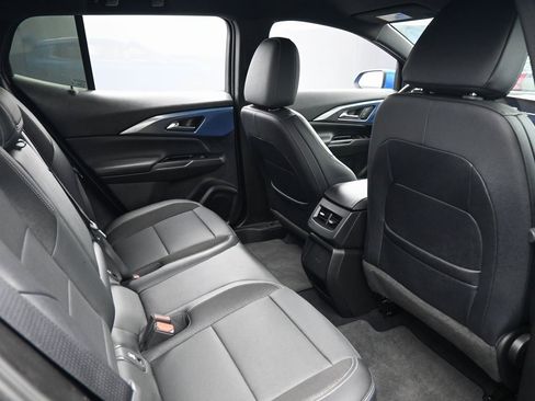 Used 2024 Chevrolet Equinox EV LT image 31