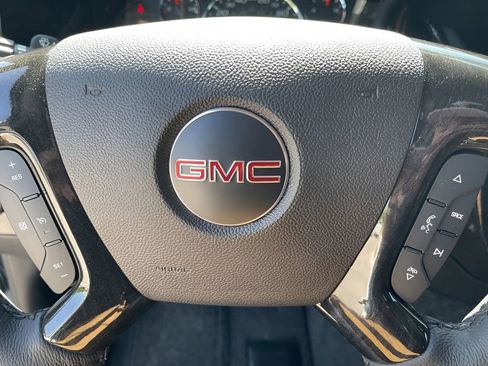 New 2025 GMC Savana 2500 Extended w/ Driver Convenience Package image 30