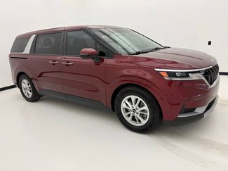 Used 2024 Kia Carnival LX FWD video 1