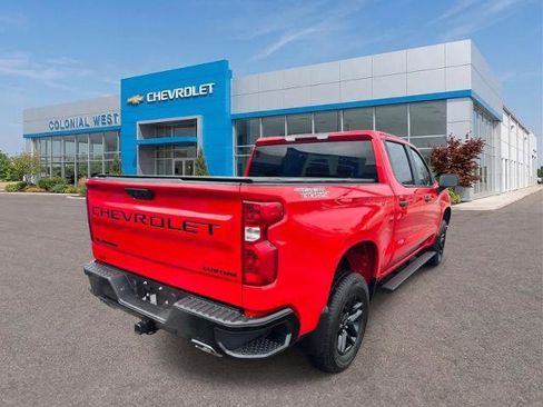 Used 2025 Chevrolet Silverado 1500 Custom Trail Boss w/ LPO, Dark Essentials Package AWD/4WD image 15