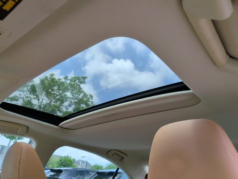 Used 2016 Lexus ES 350 w/ Luxury Package w/Wood Trim FWD image 30