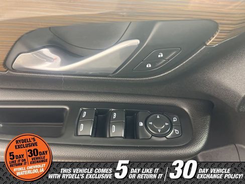 Used 2019 GMC Terrain SLE image 28