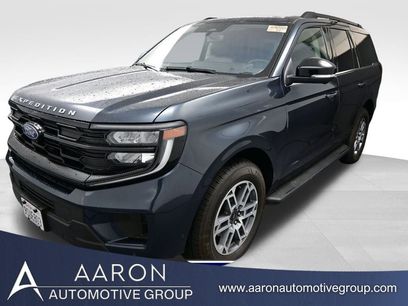 Used 2025 Ford Expedition Active