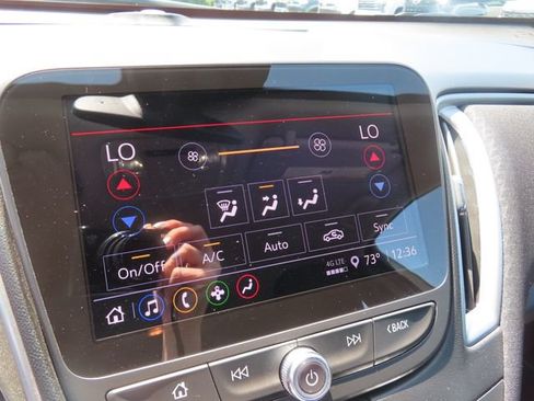 Used 2024 Chevrolet Malibu LT FWD image 28
