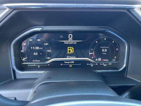 Used 2025 GMC Sierra 3500 Denali w/ Denali Reserve Package image 9