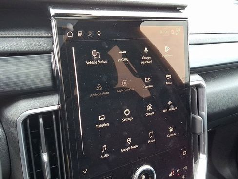 Used 2025 GMC Acadia Elevation w/ Elevation Premium Package image 18