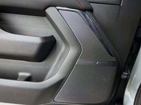 Used 2025 GMC Yukon AT4 Ultimate image 18