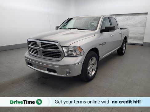 Used 2017 RAM 1500 Lone Star RWD image 1