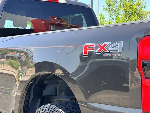 Used 2024 Ford F350 XLT w/ XLT Premium Package AWD/4WD image 38