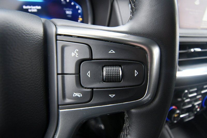 Used 2024 Chevrolet Suburban LT AWD/4WD image 23
