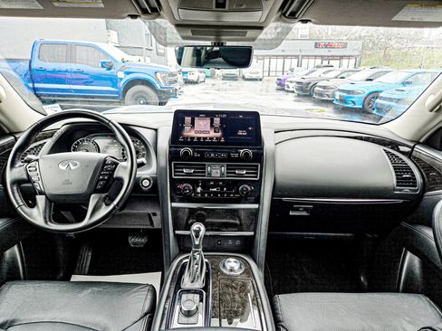Used 2024 INFINITI QX80 Luxe image 17