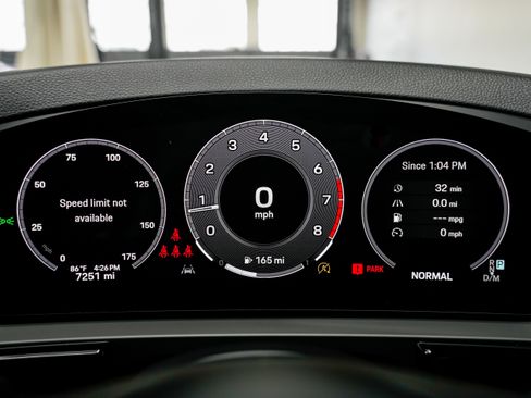 Used 2024 Porsche Cayenne w/ Premium Package Plus image 12